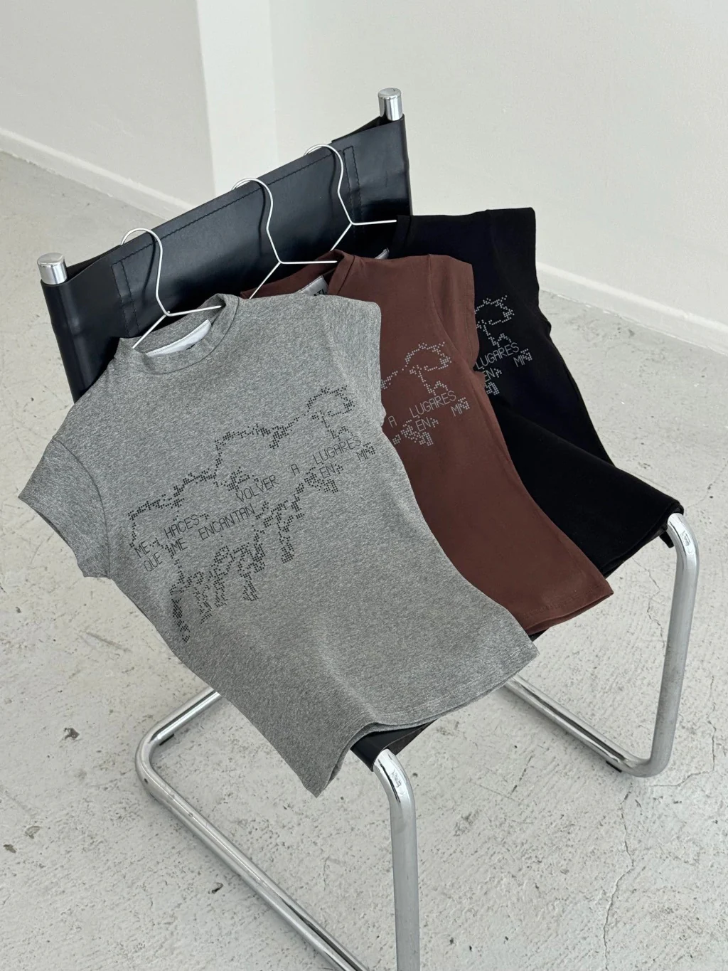 BABY TEE VOLVER - BROWN - Image 6