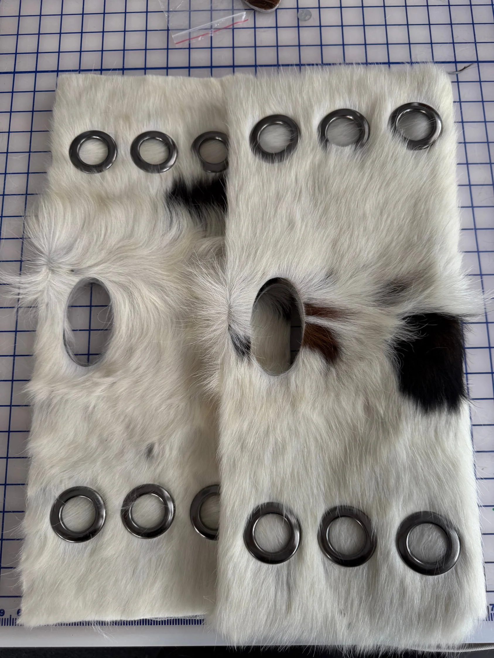 La Grommette Clutch - White Pinto - Image 4
