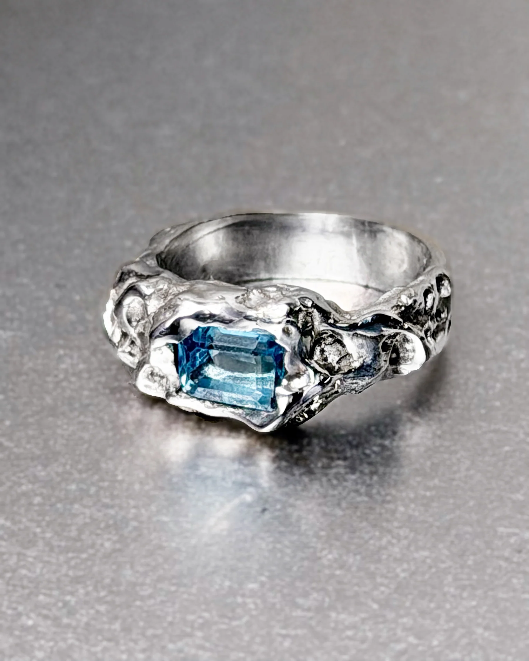 Piedra Ring (Blue)