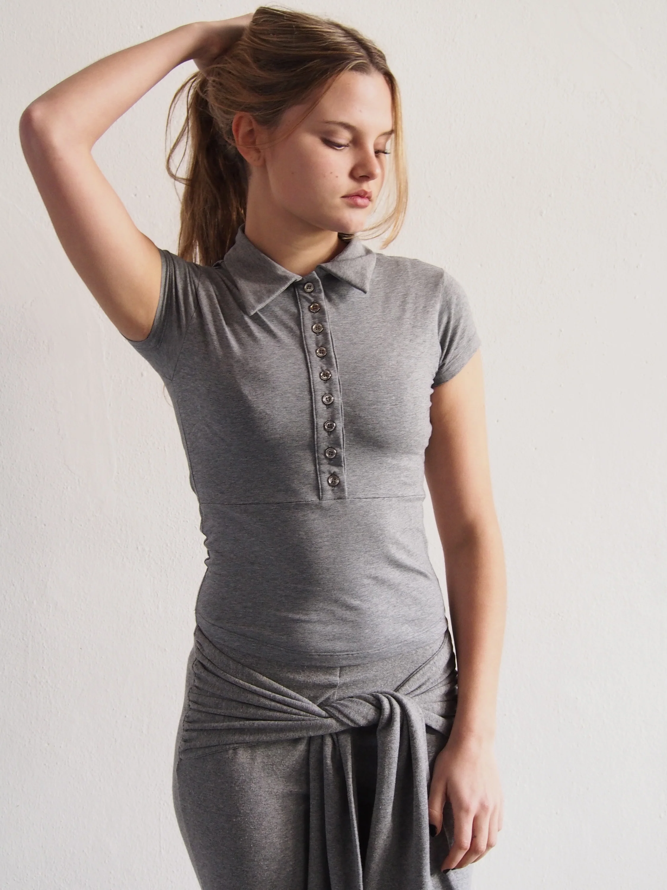 POLO TOP WITH MULTIPLE BUTTONS - GREY