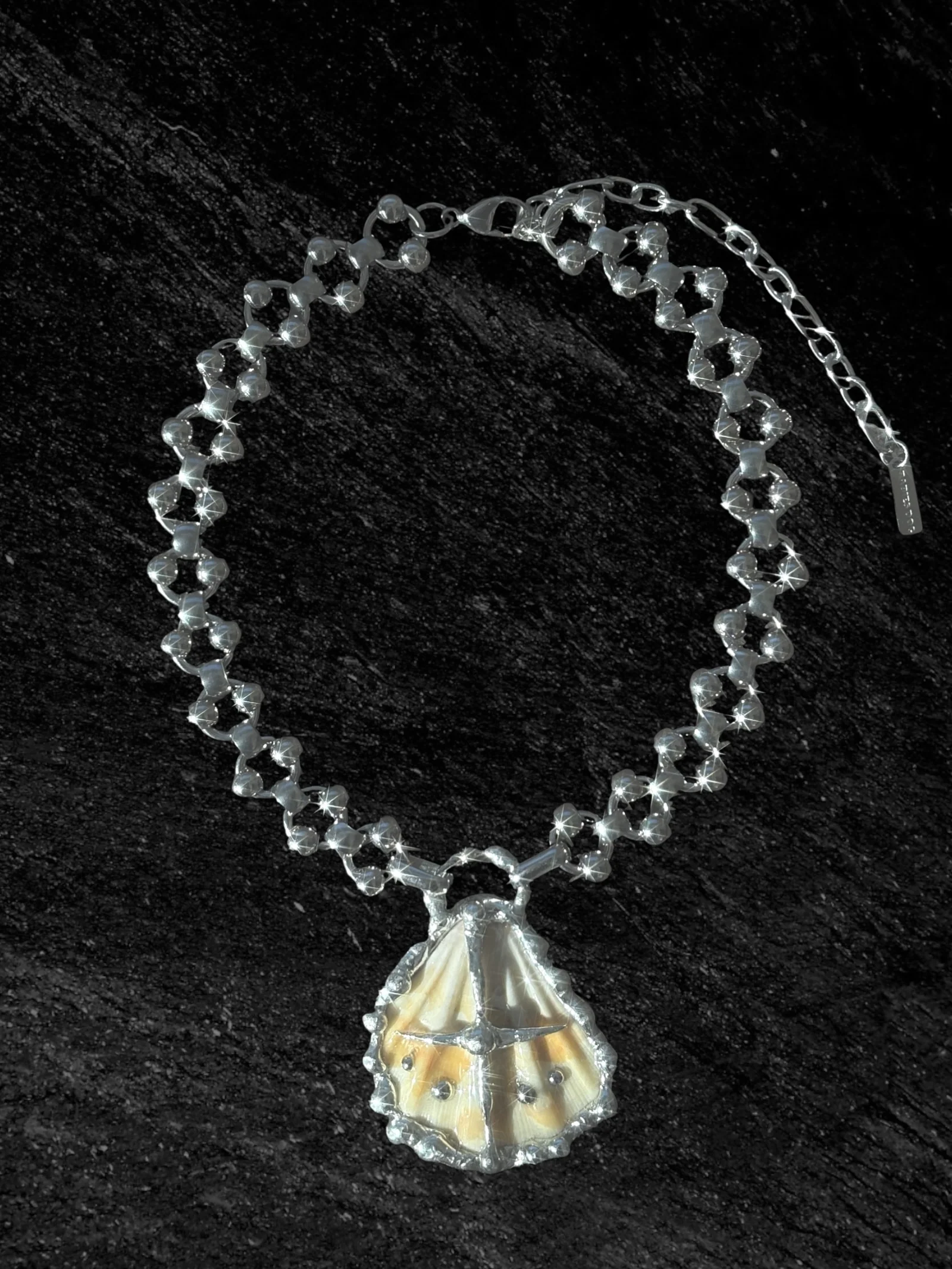 Starry Shell Necklace - Image 4
