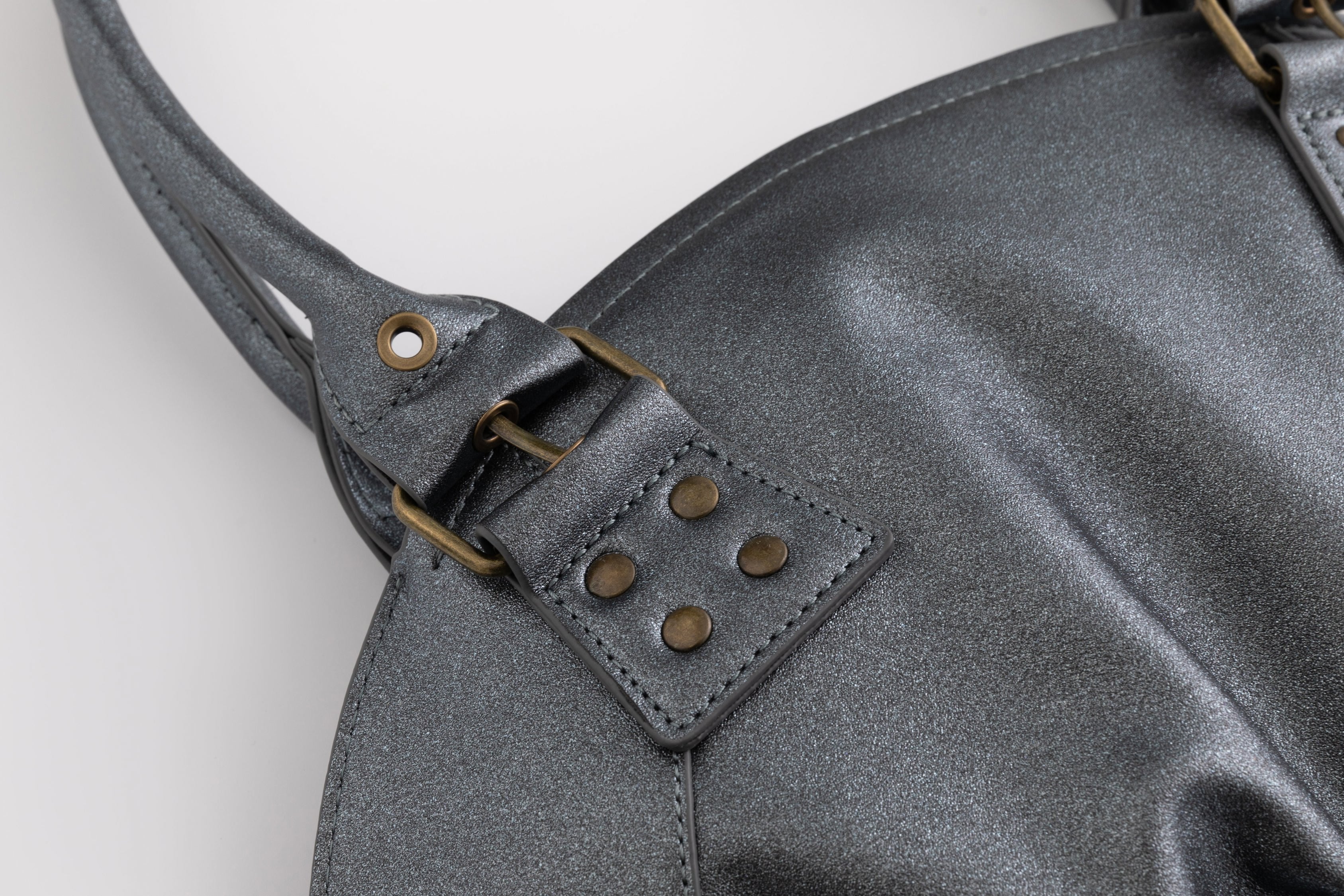The Croissant Bag Dark Silver - Image 3
